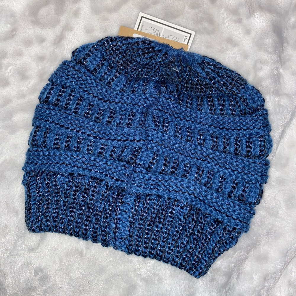CC Beanie - Picture 2 of 3